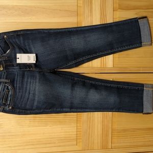 Judy Blue skinny mid rise capris